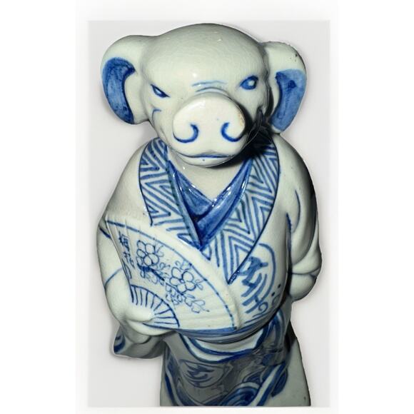 Blue White Porcelain Chinese Pig Zodiac Chinoiserie Animal Figurine Lunar 10 In - Picture 3 of 5